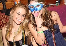 Pornpros – College Freaks and Beads