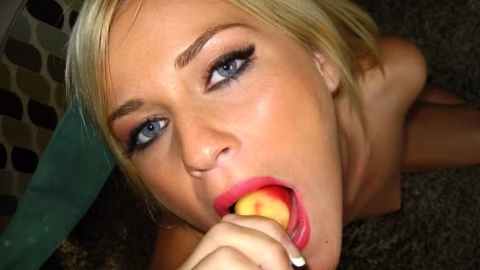 Pornpros – Mckenzie Goes the Whole 9 Inches