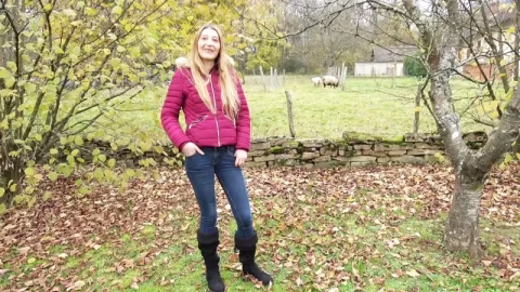 Jacquieetmicheltv – Jessie 35 farmer in Dole 39