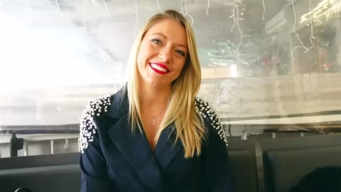 Jacquieetmicheltv – An atomic bomb in Cassis