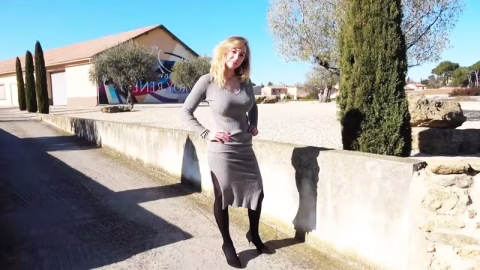Jacquieetmicheltv – Elisa 26 lets go totally
