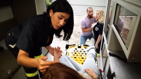 Realitykings – Emergency Threesome