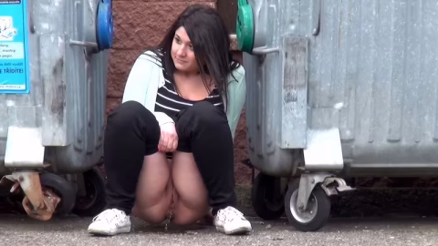 Got2pee – Sweet And Shy