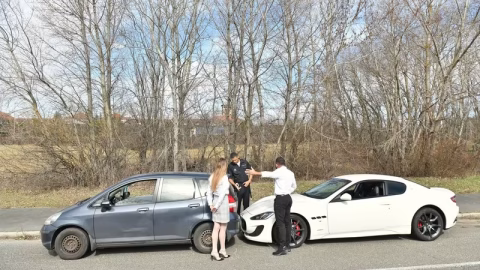 Pornworld – Blonde Babe Ria Sunn Takes Airtight DP Slamming After Car Crash GP2645