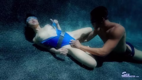 Sexunderwater – PenelopeS Playtime
