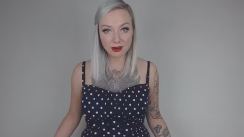 Worship Lily Boyd – Goddess Foot Worship H Y P N O