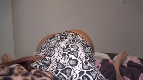 Muslim Stepmom In Hijab Sucks Stepsons Dick Amp Gets Fucked