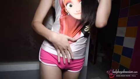 Ladyboygold – Asian Snow White