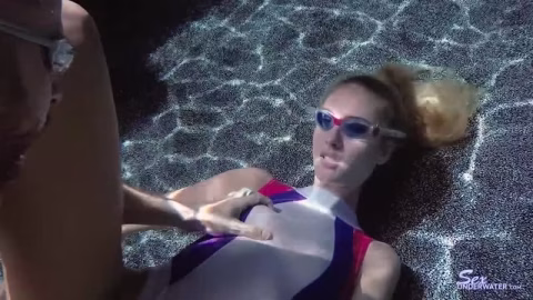 Sexunderwater – Quickie – Mazzy Grace