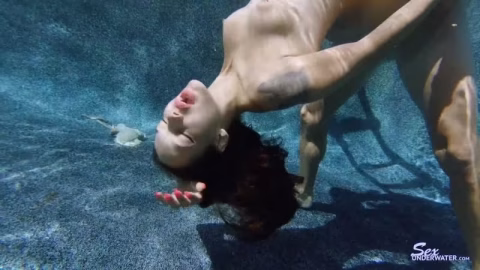 Sexunderwater – KittyS Swim Pt 3