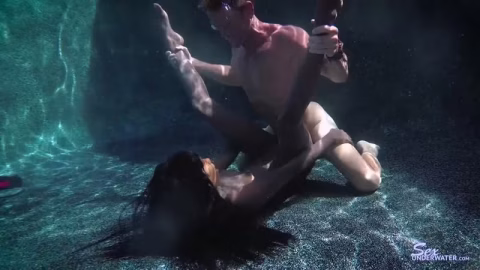 Sexunderwater – Backlight Pt2